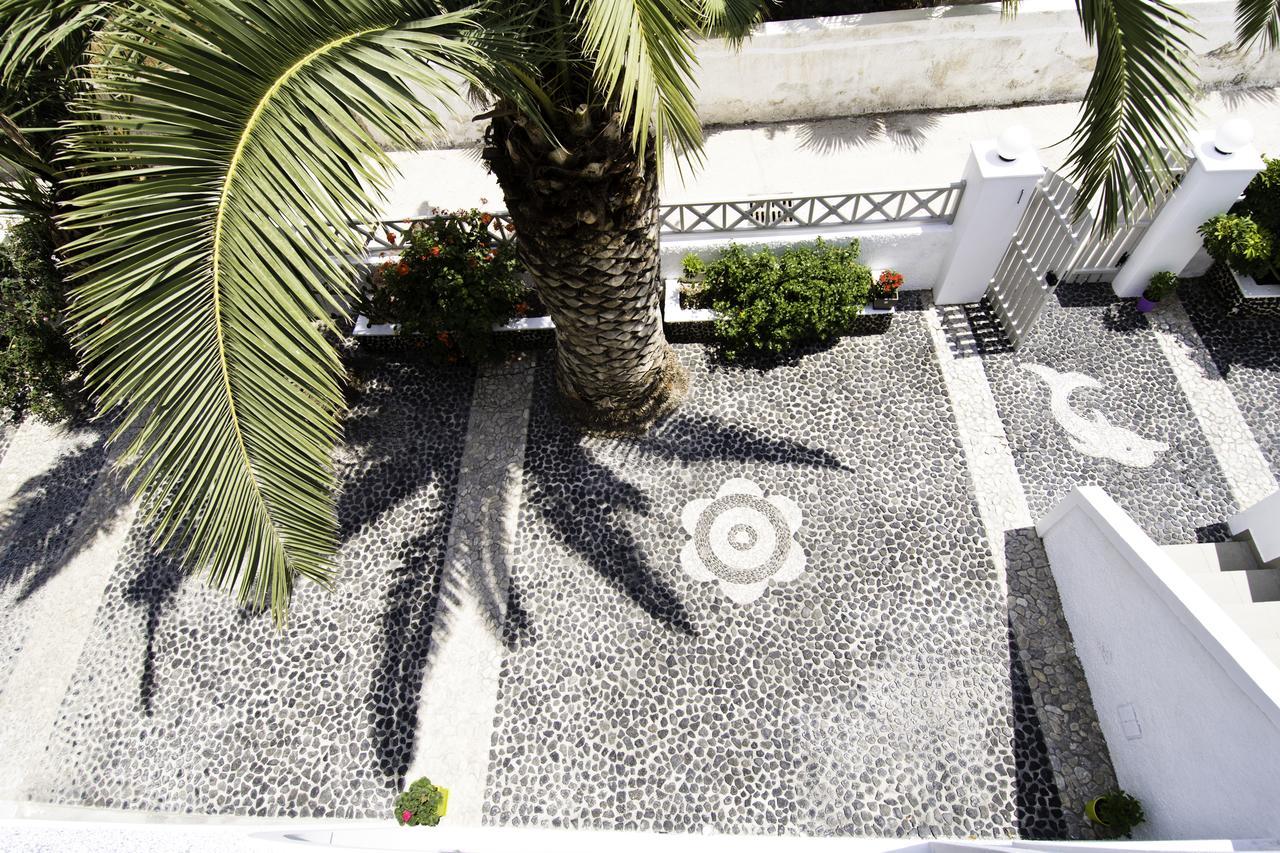 Villa Kalamia Dolphins Perissa  Exterior photo